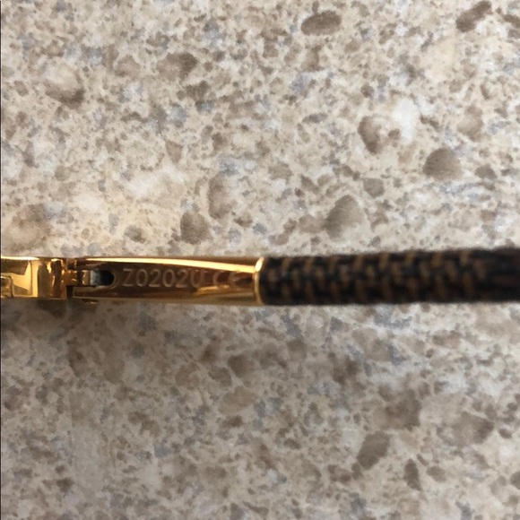 Authentic Louis Vuitton aviator sunglasses. - Picture 6 of 7